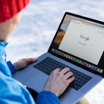 تعريف الاباء والامهات بالادوات التكنولوجيه